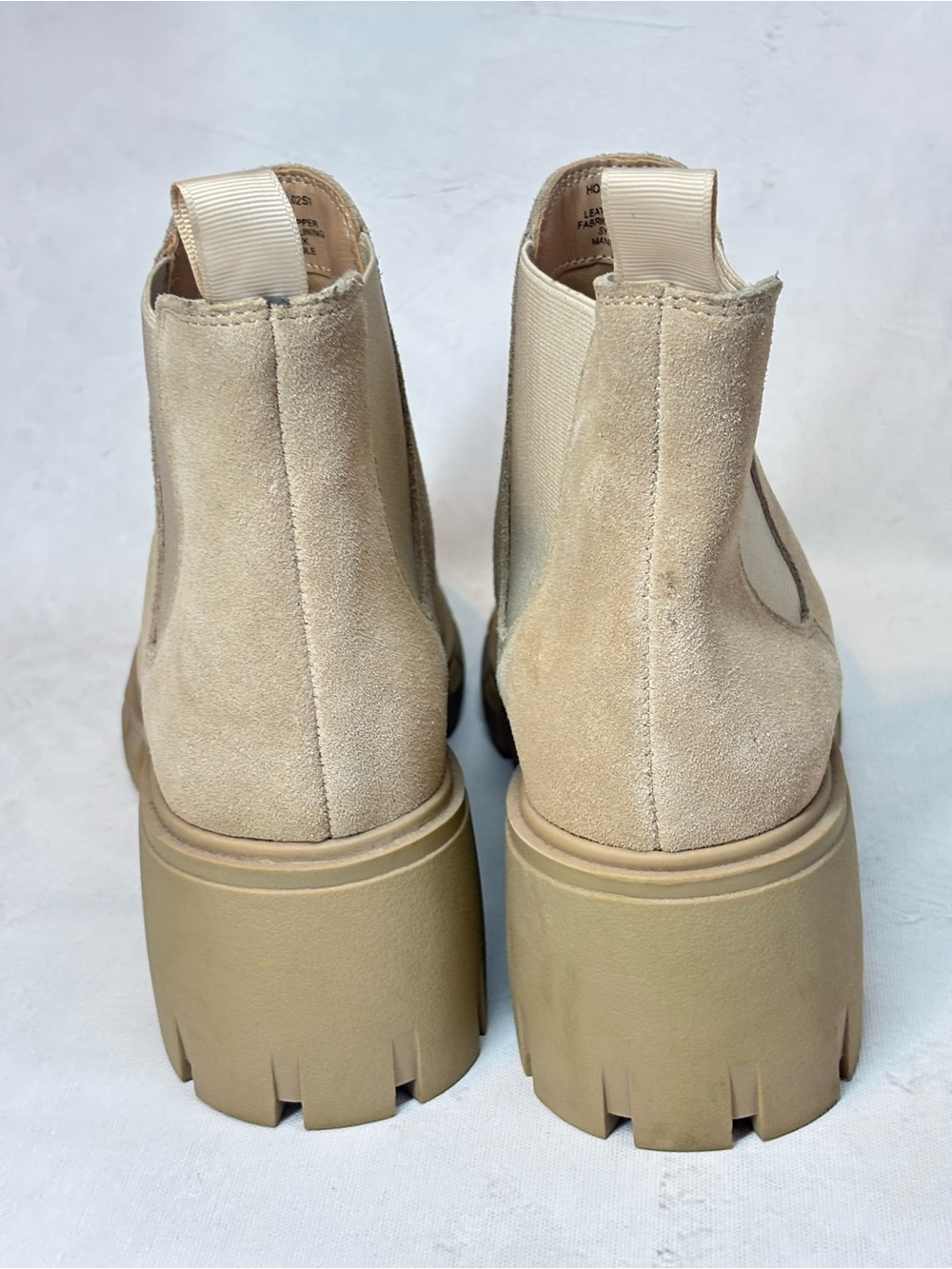 Steve Madden Howler Chunky Lug Sole Chelsea Suede boots, tan, size 8 - Picture 5 of 10